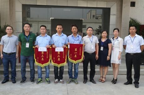 努力拼搏，打造最強(qiáng)執(zhí)行力團(tuán)隊(duì)——記棟方軍訓(xùn)匯演