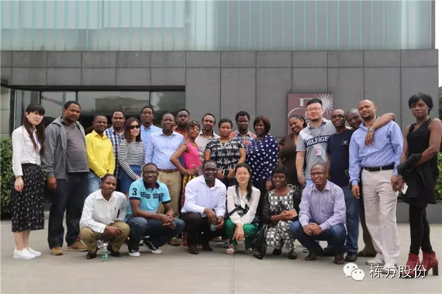 “對中國美妝產(chǎn)品的信心來自棟方！”——中山大學IMPA國際代表團蒞臨棟方股份參觀研討